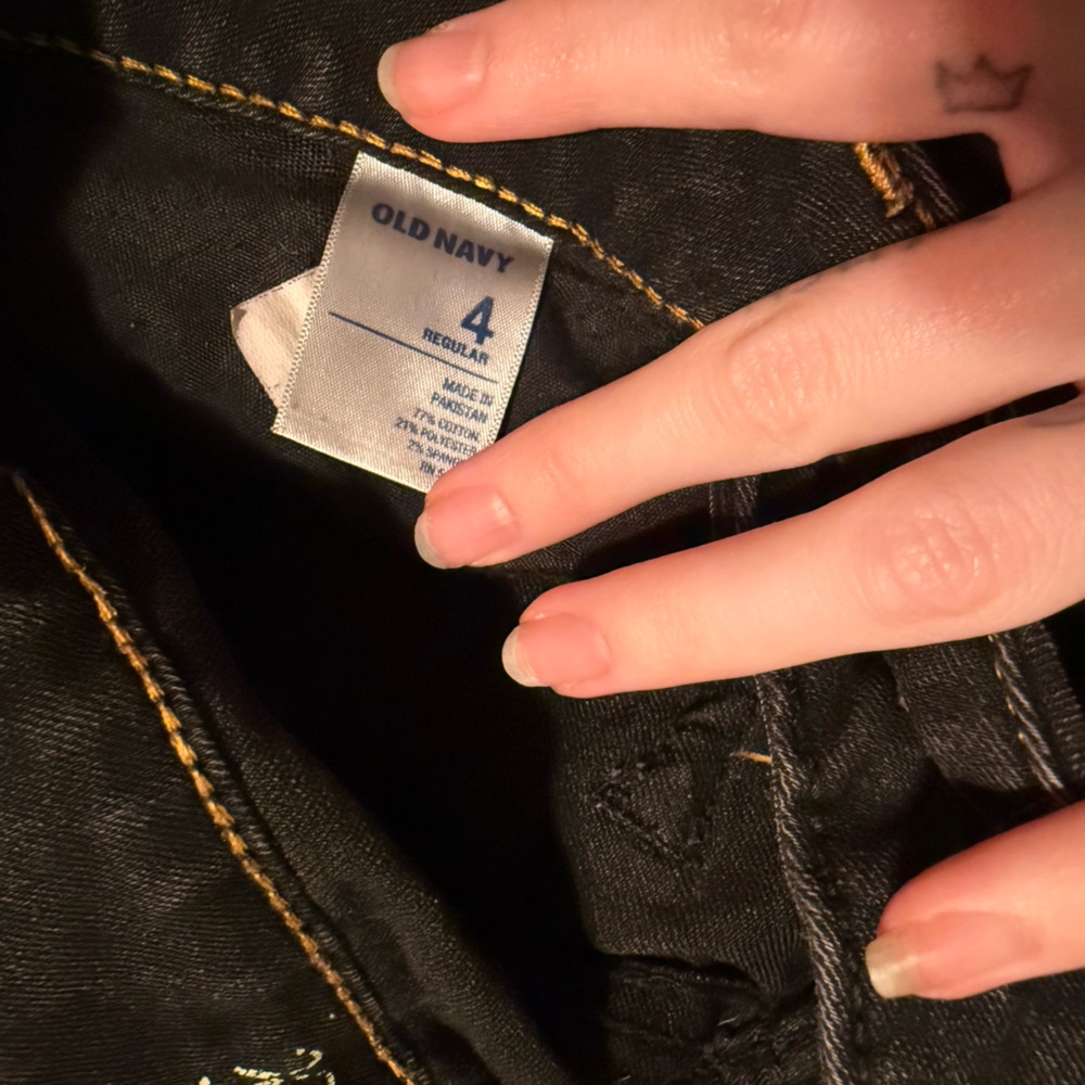 Old navy rockstar jeans - Picture 2 of 3